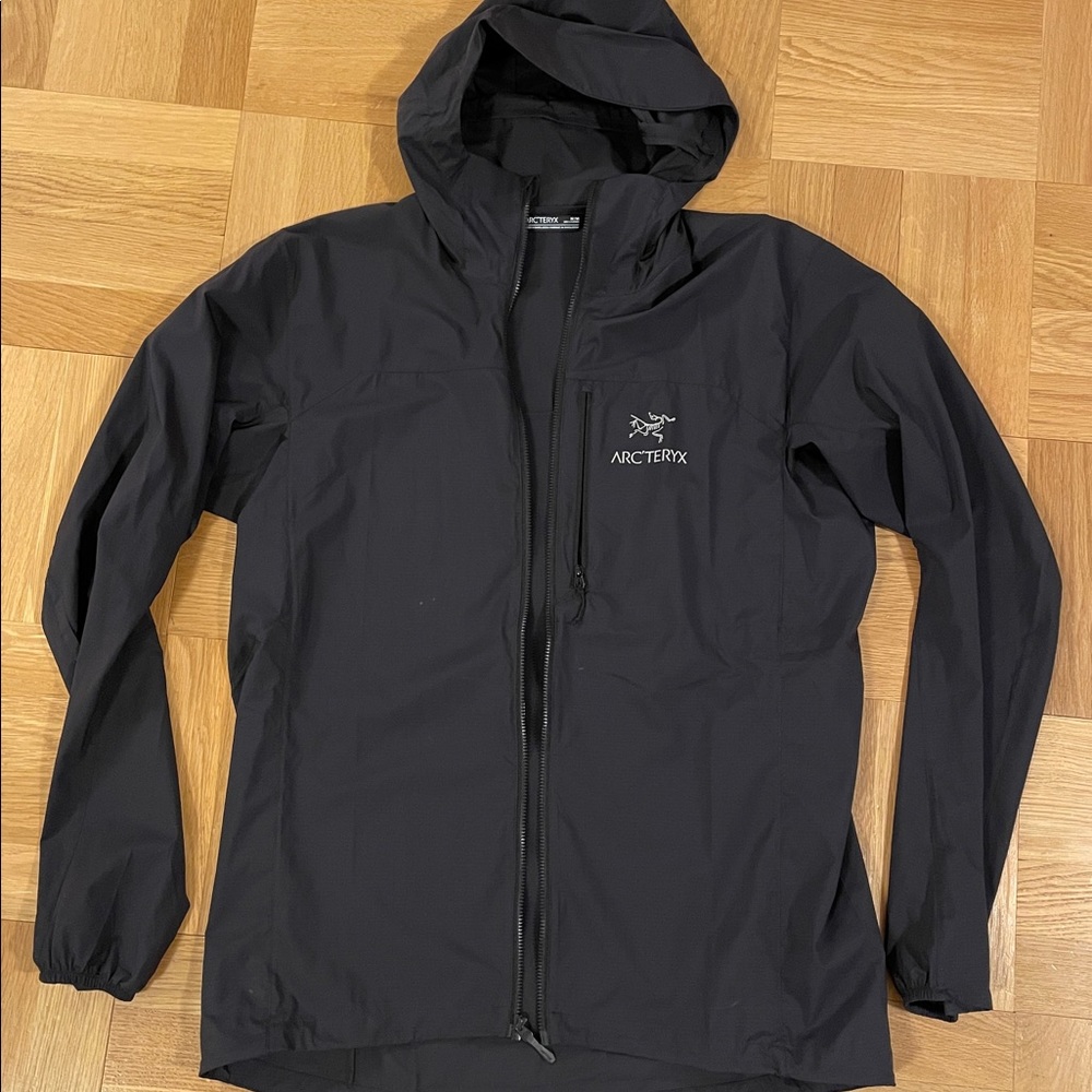 Arc’teryx medium Squamish Hoody men.